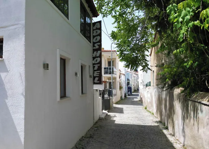 מלון Ados Çeşme