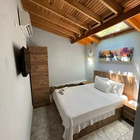 Ados 2* Çeşme