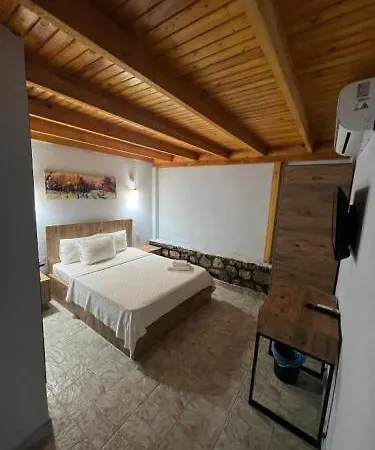 Ados 호텔 Çeşme