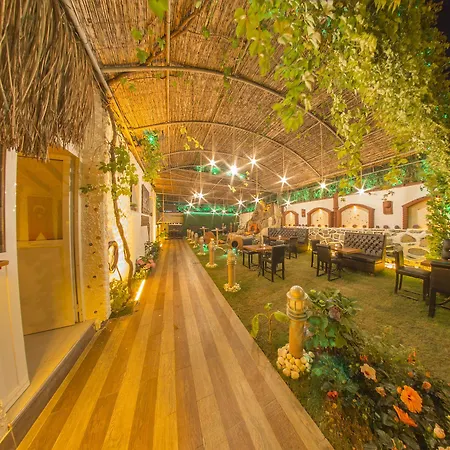Hotel Ados Çeşme