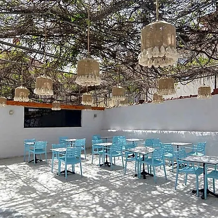 阿多斯酒店 Çeşme