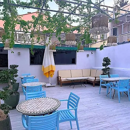 阿多斯酒店 2* Çeşme