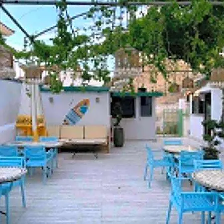 阿多斯酒店 2* Çeşme