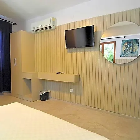 Ados Çeşme